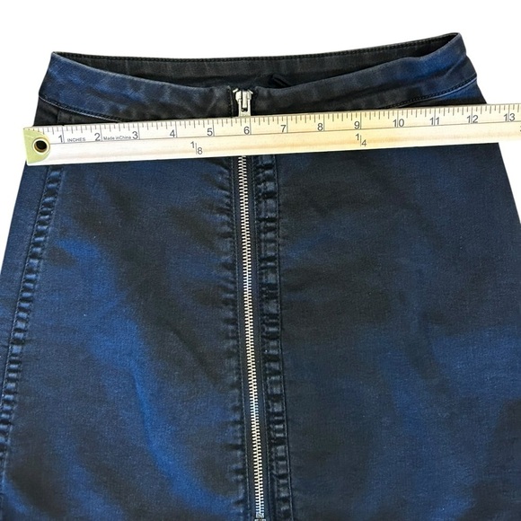 Denim Zip-Front Skirt by Free People 🖤 - Picture 5 of 7